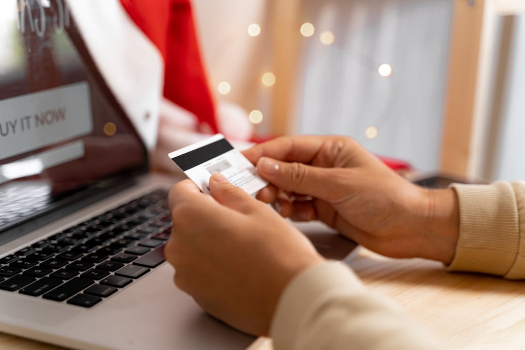 Holiday fraud schemes