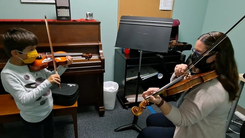 Lecciones de Viola en Houston | Cy-Fair Music and Arts