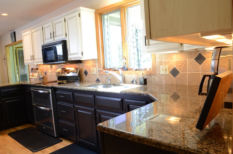 Kitchen Cabinet Before & Afters in Omaha, NE
