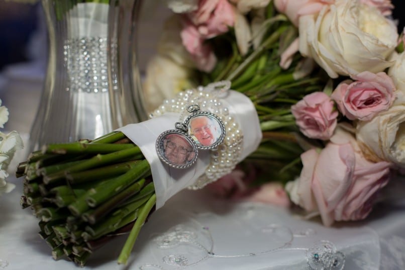 Wedding bouquets with beautiful details to photograph