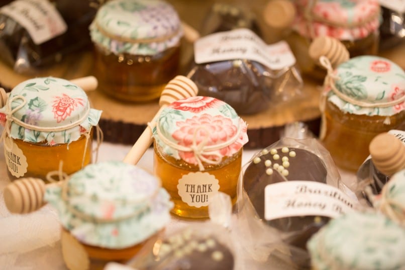 Cute wedding favors to photograph