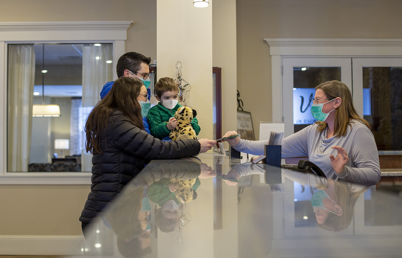 IMG_9911RiverWalkWinterLifestyle-covid edit-web