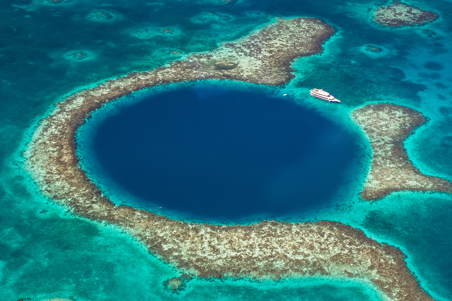 belize shutterstock_1042742641 1500x1000