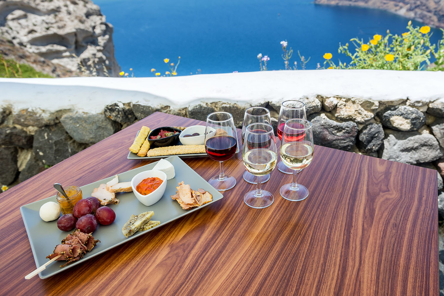 greece wine tasting 1500x1000