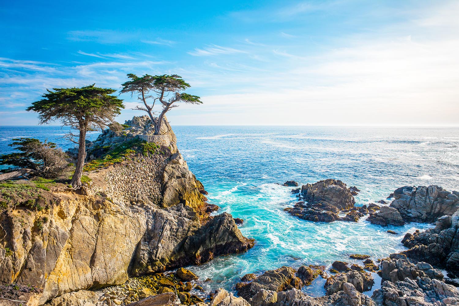 monterey shutterstock_438915706 1500x1000-1