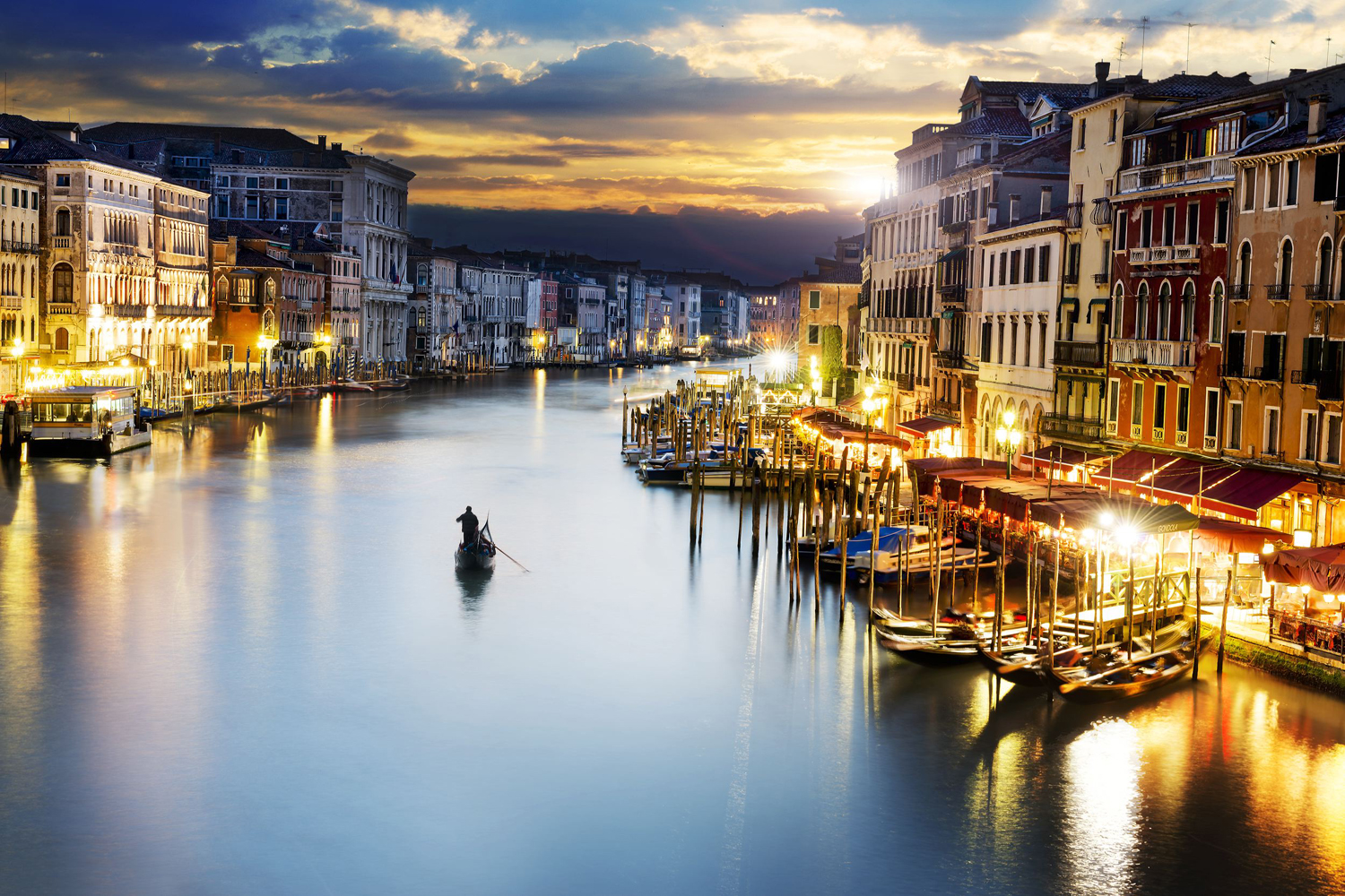 venice shutterstock_138430514 HSLANDING