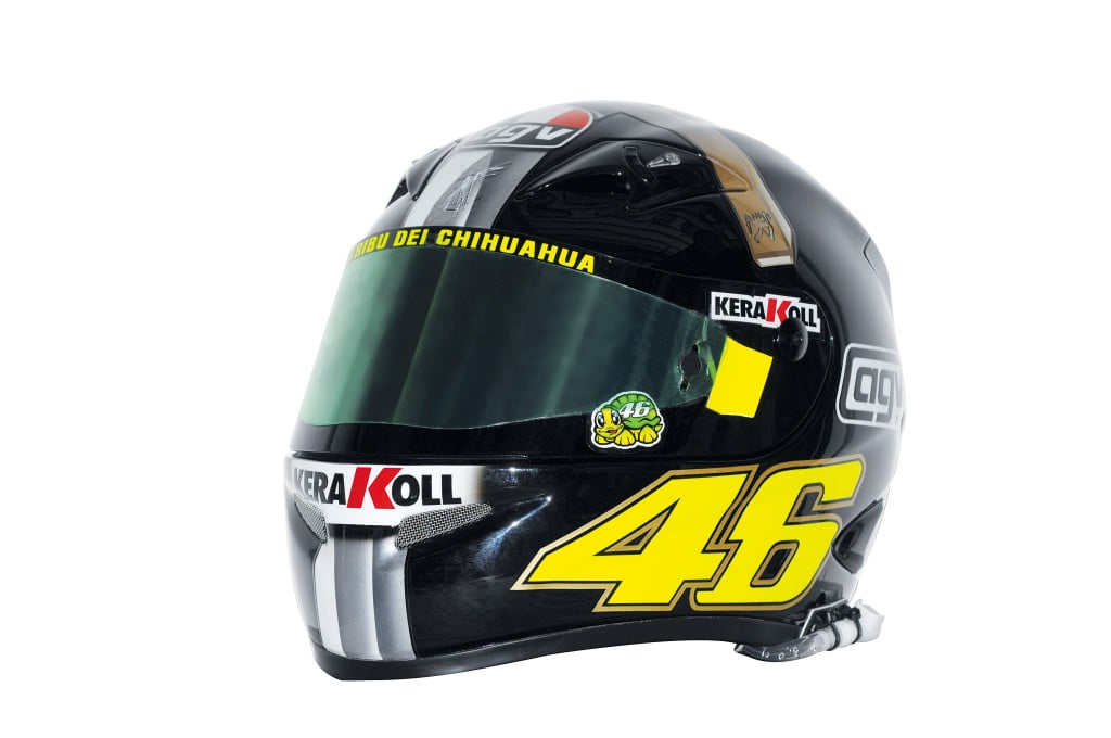El pintoresco casco AGV de Valentino Rossi en los test de Malasia