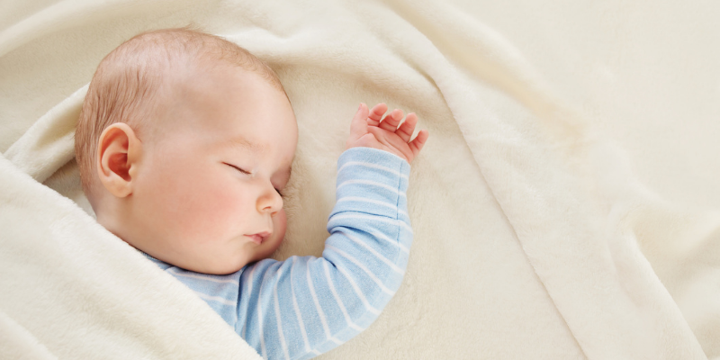 Le Torticolis Et La Tete Plate Chez Le Bebe Faut Il S Inquieter