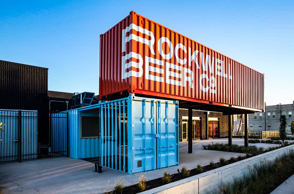 Shipping container buildings: Turning function into fashion