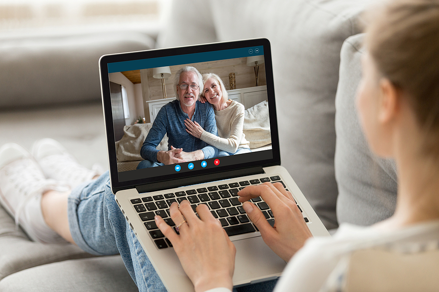 7 Free Ways to Connect Online With Family & Friends - Savored Journeys