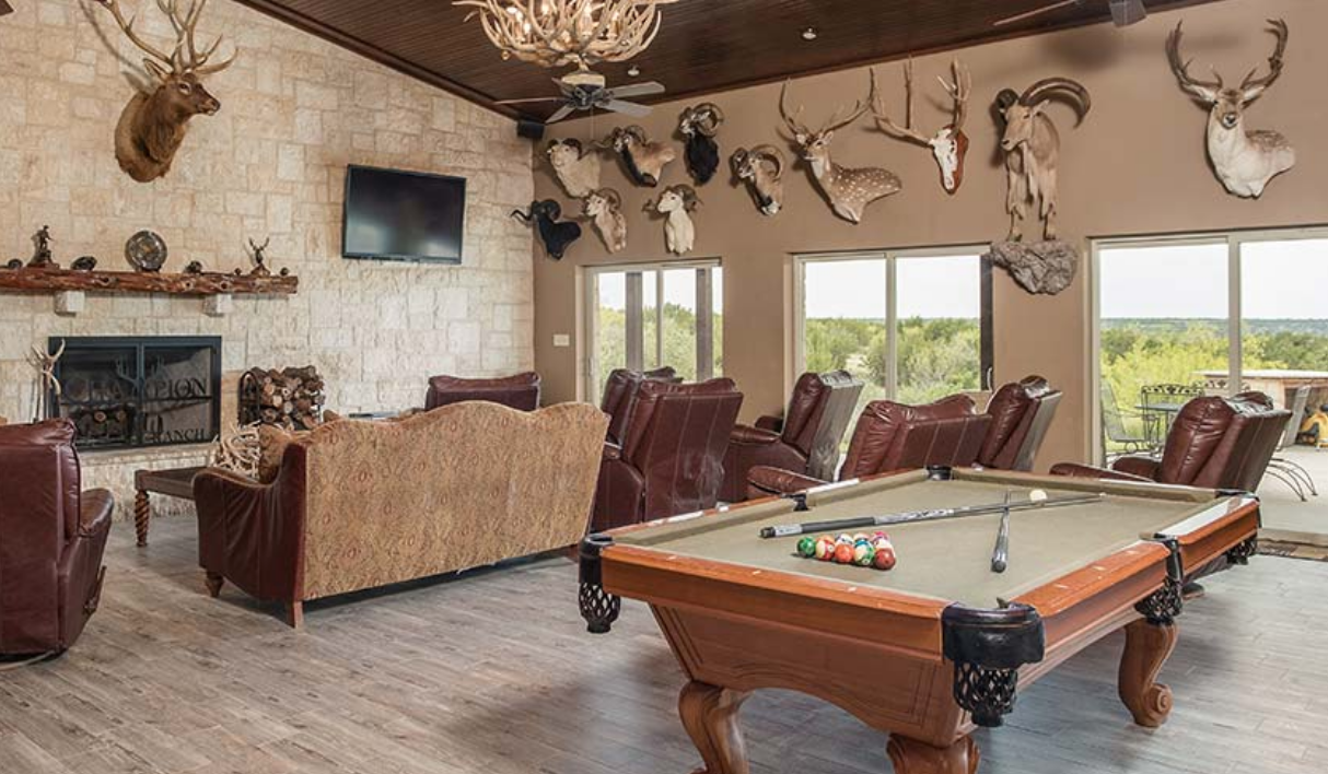 Lodging | Jawhawk Creek Ranch