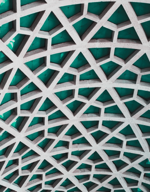 Cadrillage gris béton sur fond verre